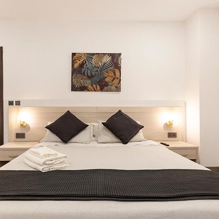 Charming,Comfortable And Centrally Located Group Accomodation Gzira Экстерьер фото